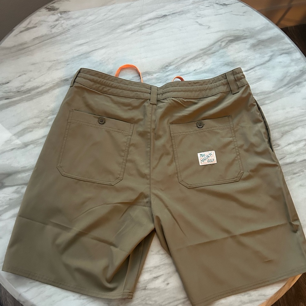 MALBON GOLF TONINO HYBRID SHORT SOLID - SIZE LARGE BRAND NEW